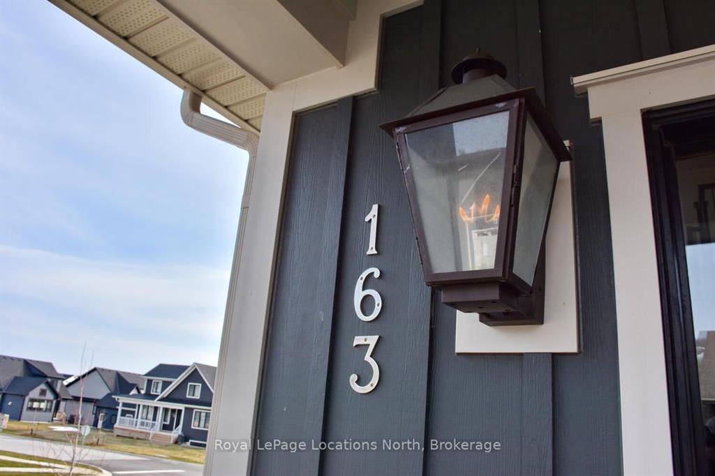 Blue Mountains, ON L9Y 5L7,163 Courtland ST