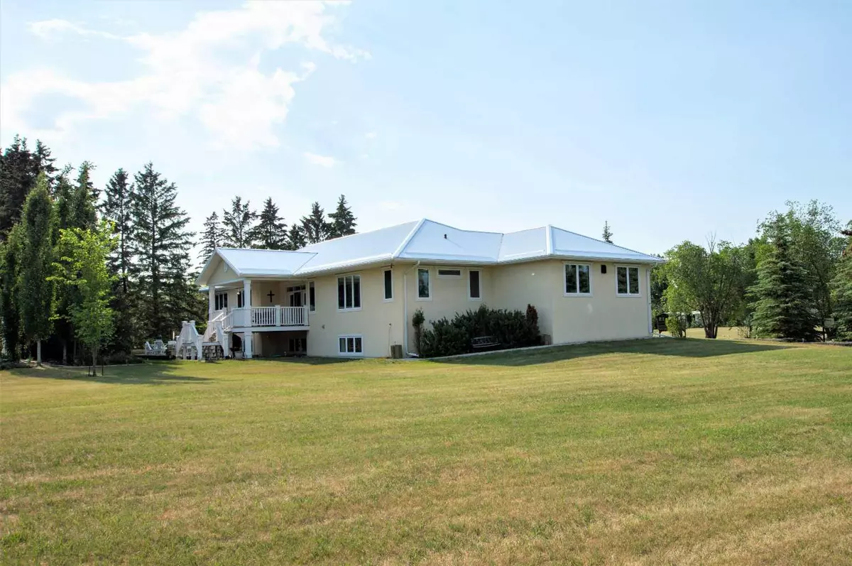 Stettler, AB T0C 2L0,5705 54 AVE