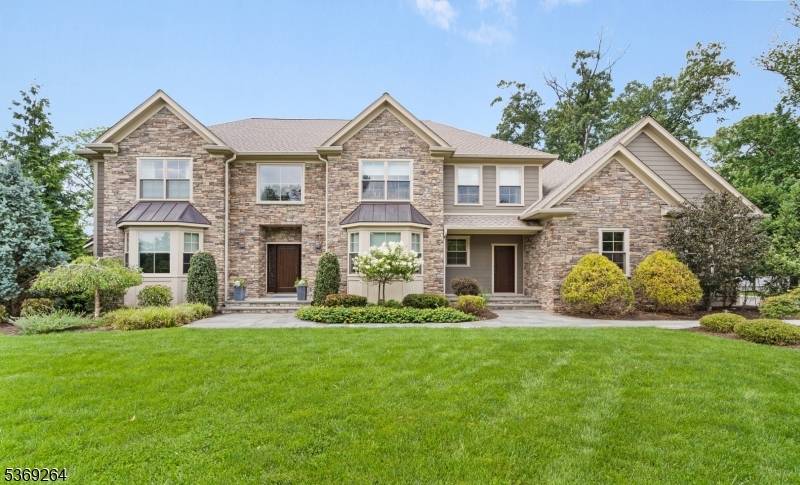 163 Summit Rd, Florham Park Boro, NJ 07932