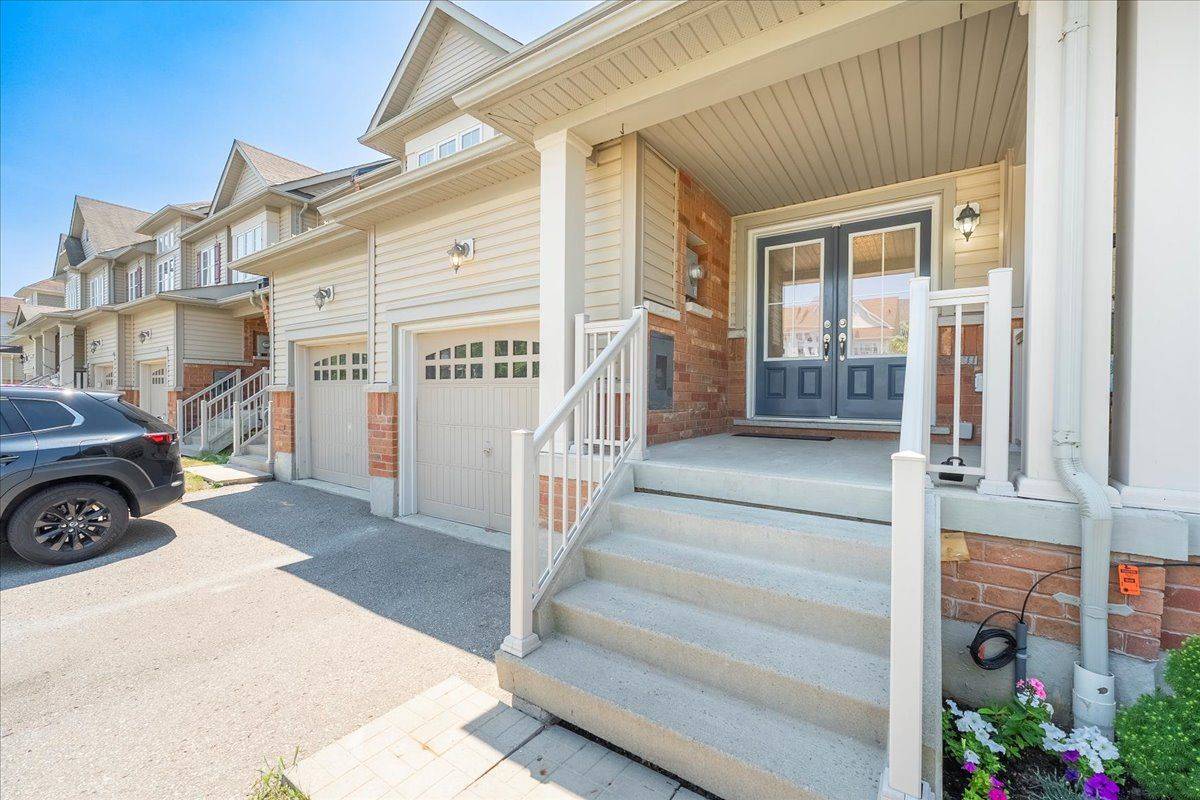 Whitby, ON L1N 0J8,22 James Govan DR