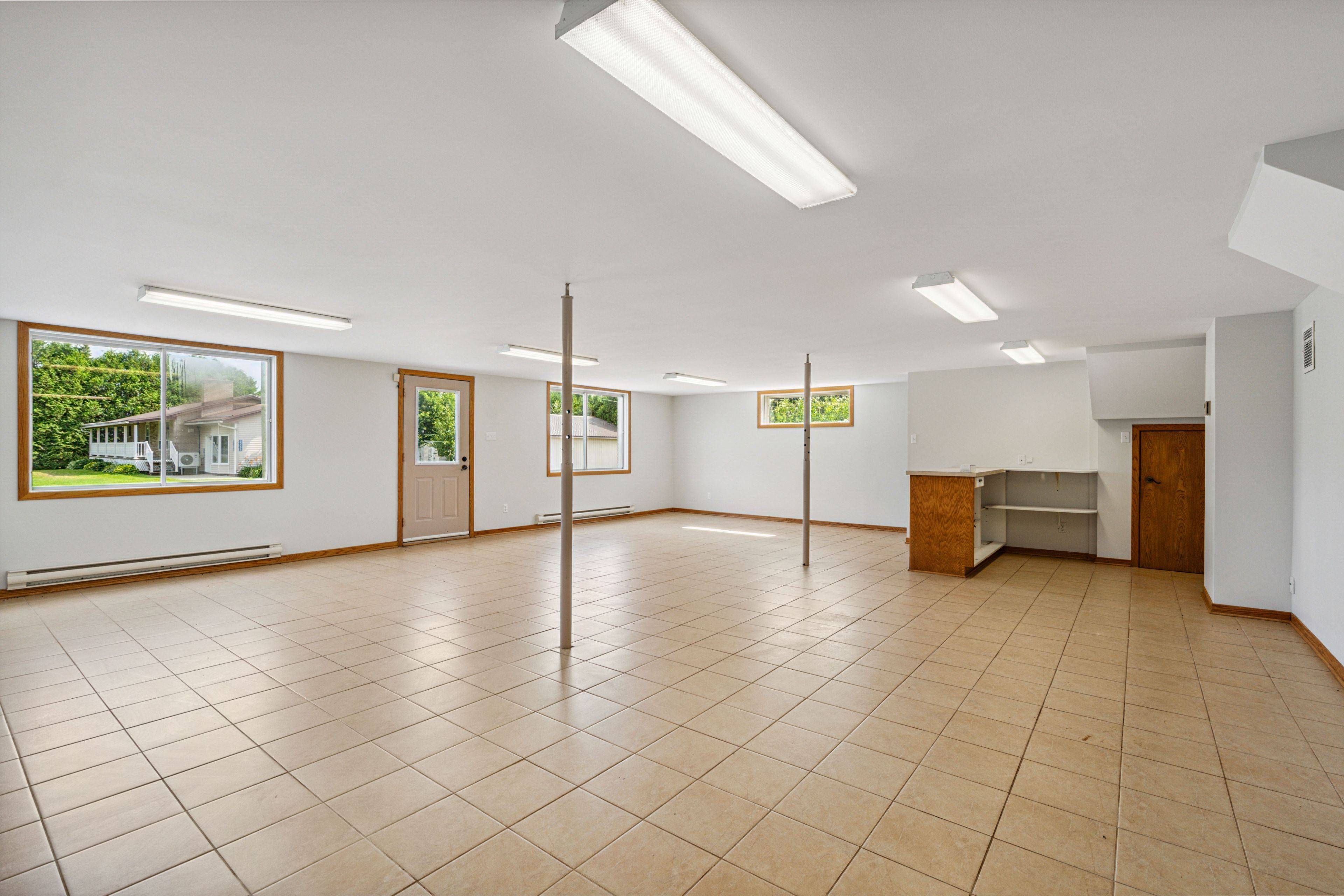 South Glengarry, ON K0C 1L0,20397 Park CRES