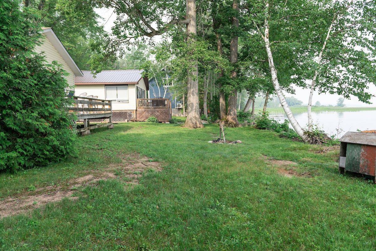 Horton, ON K7V 3Z8,351 Leavoy LN