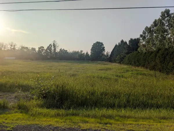 North Glengarry, ON K0B 1H0,n/a Glen Robertson RD