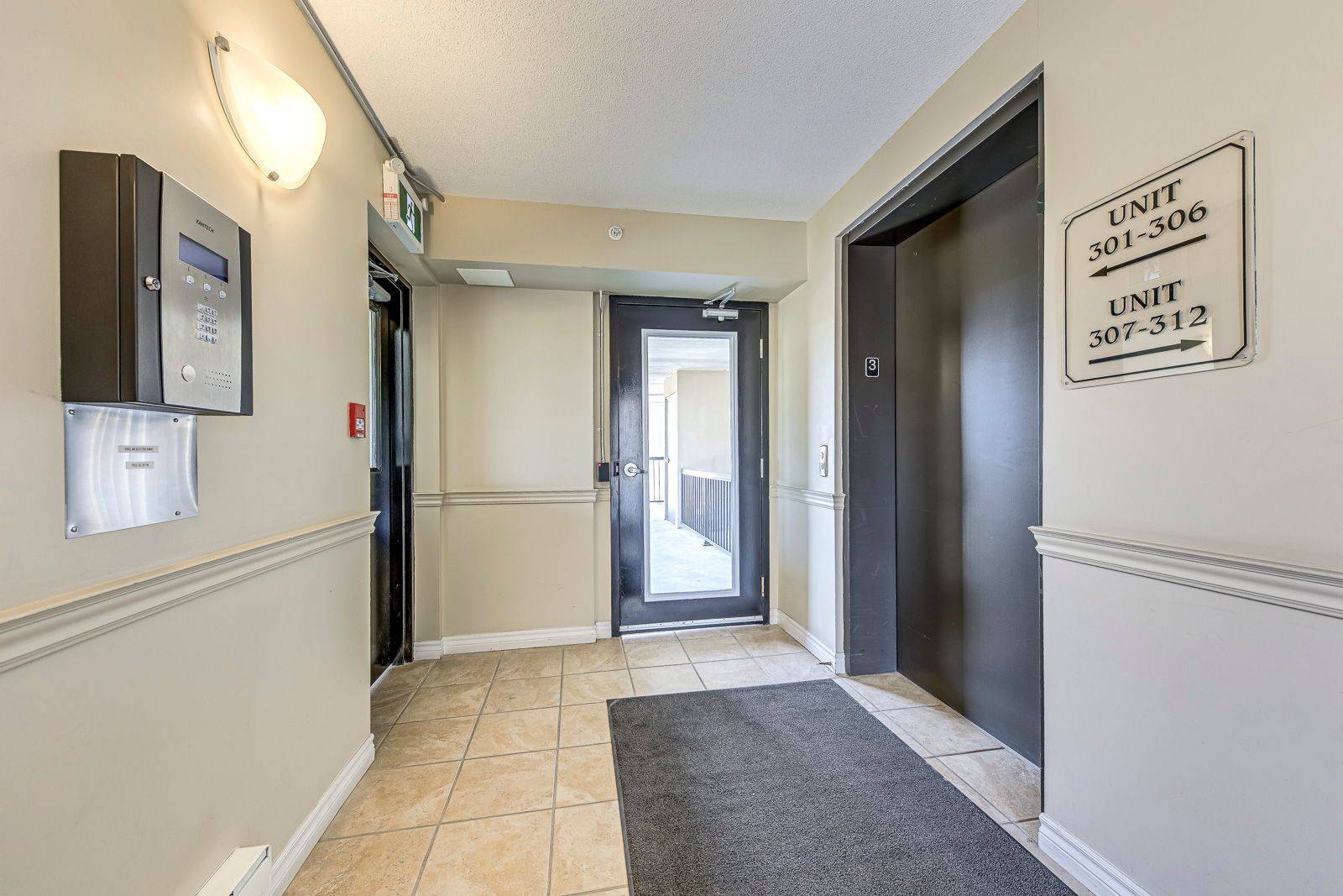 Milton, ON L9T 7S8,1370 Main ST E #312