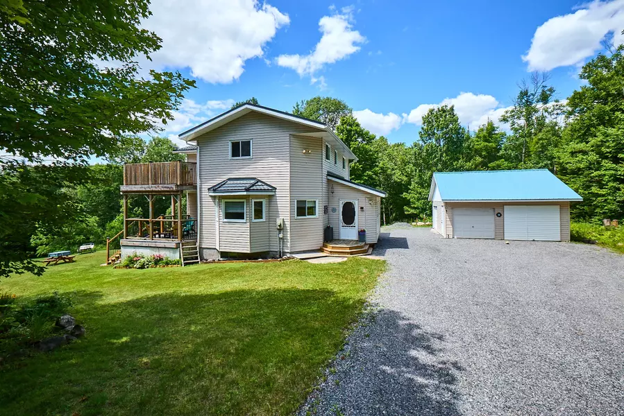 550 Valley View RD, Strong, ON P0A 1Z0
