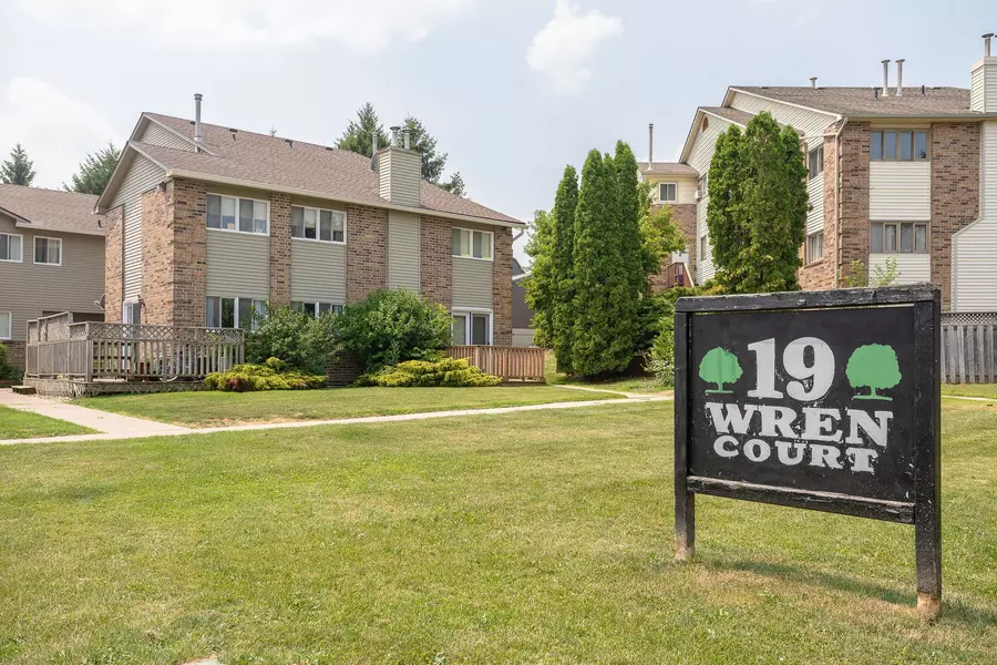 19 Wren CT #1, Tillsonburg, ON N4G 5K2