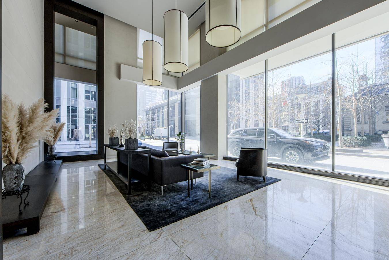 Toronto C02, ON M4W 3Y8,18 Yorkville AVE #315
