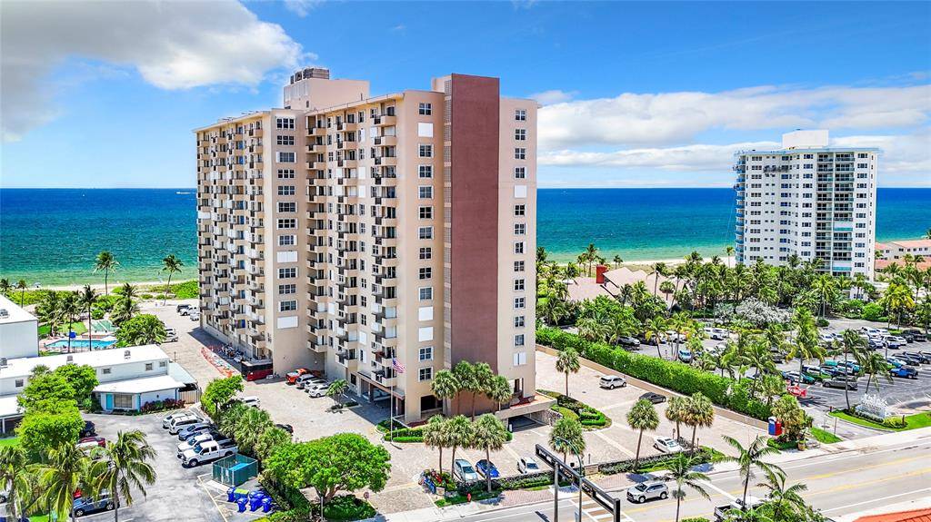 Lauderdale By The Sea, FL 33062,2000 S Ocean Blvd #3L