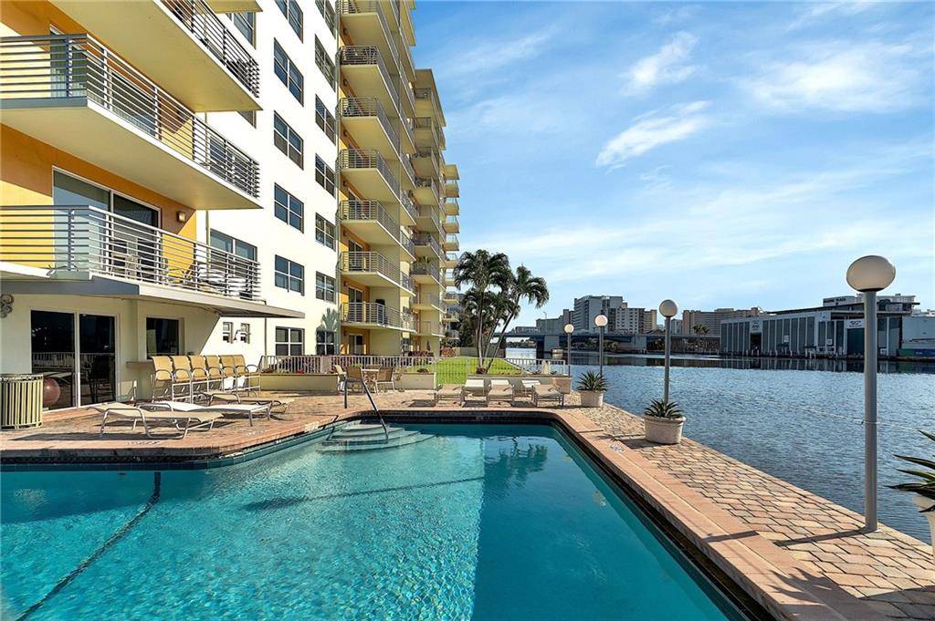 2900 NE 30th St #8E, Fort Lauderdale, FL 33306