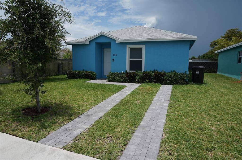575 Lilac Ct, West Palm Beach, FL 33407