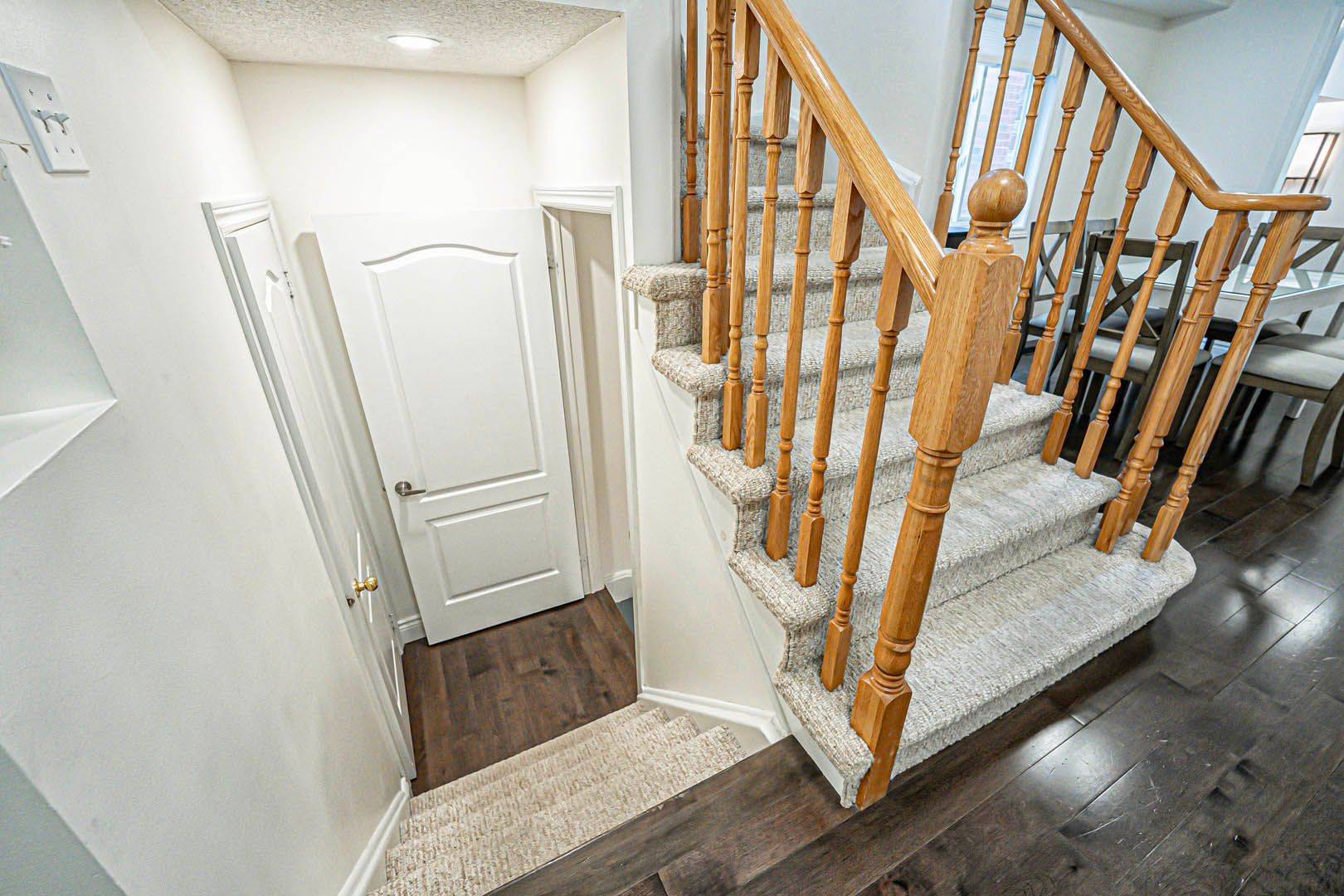 Newmarket, ON L3X 2Y8,906 Isaac Phillips WAY