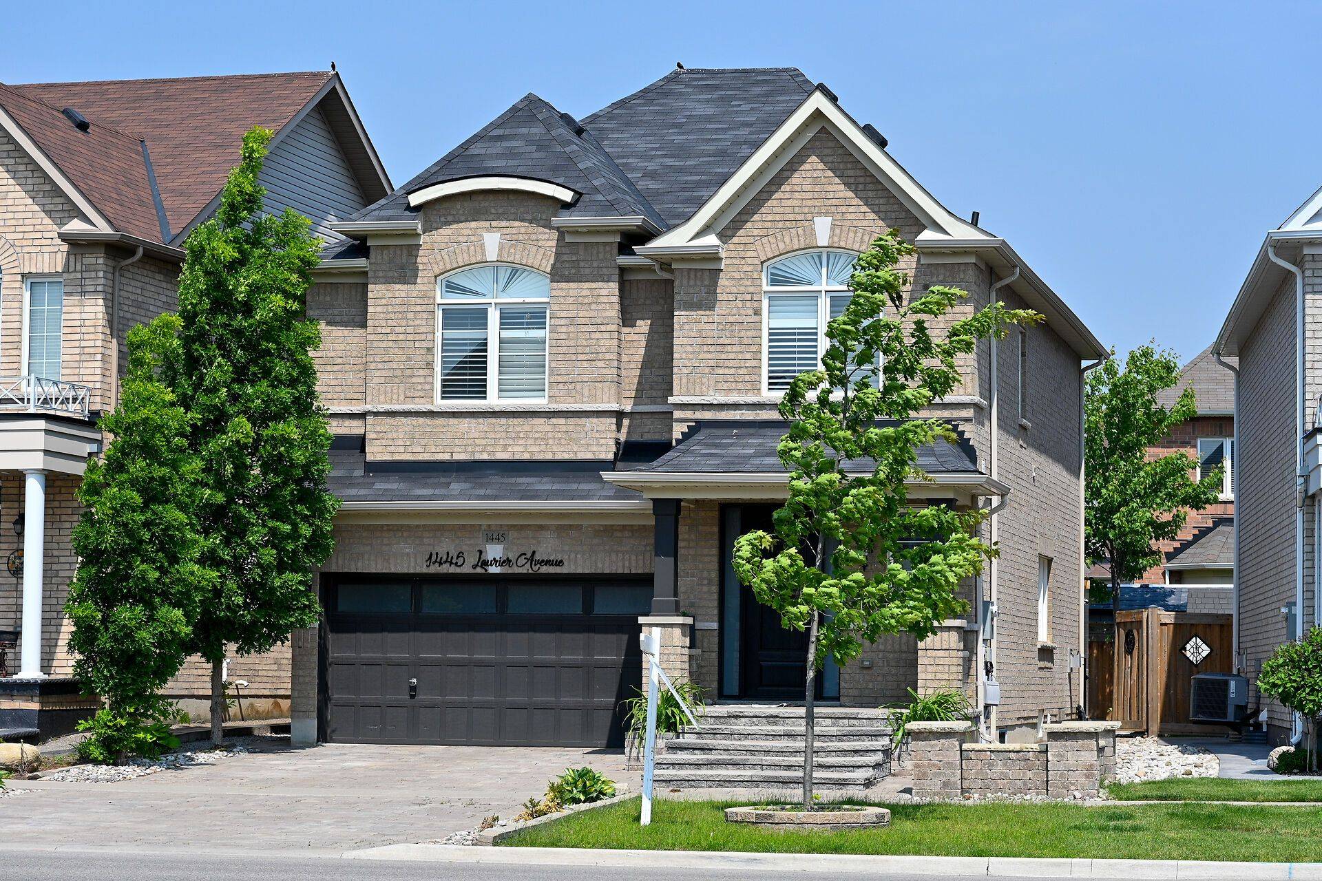 1445 Laurier AVE, Milton, ON L9T 8T4