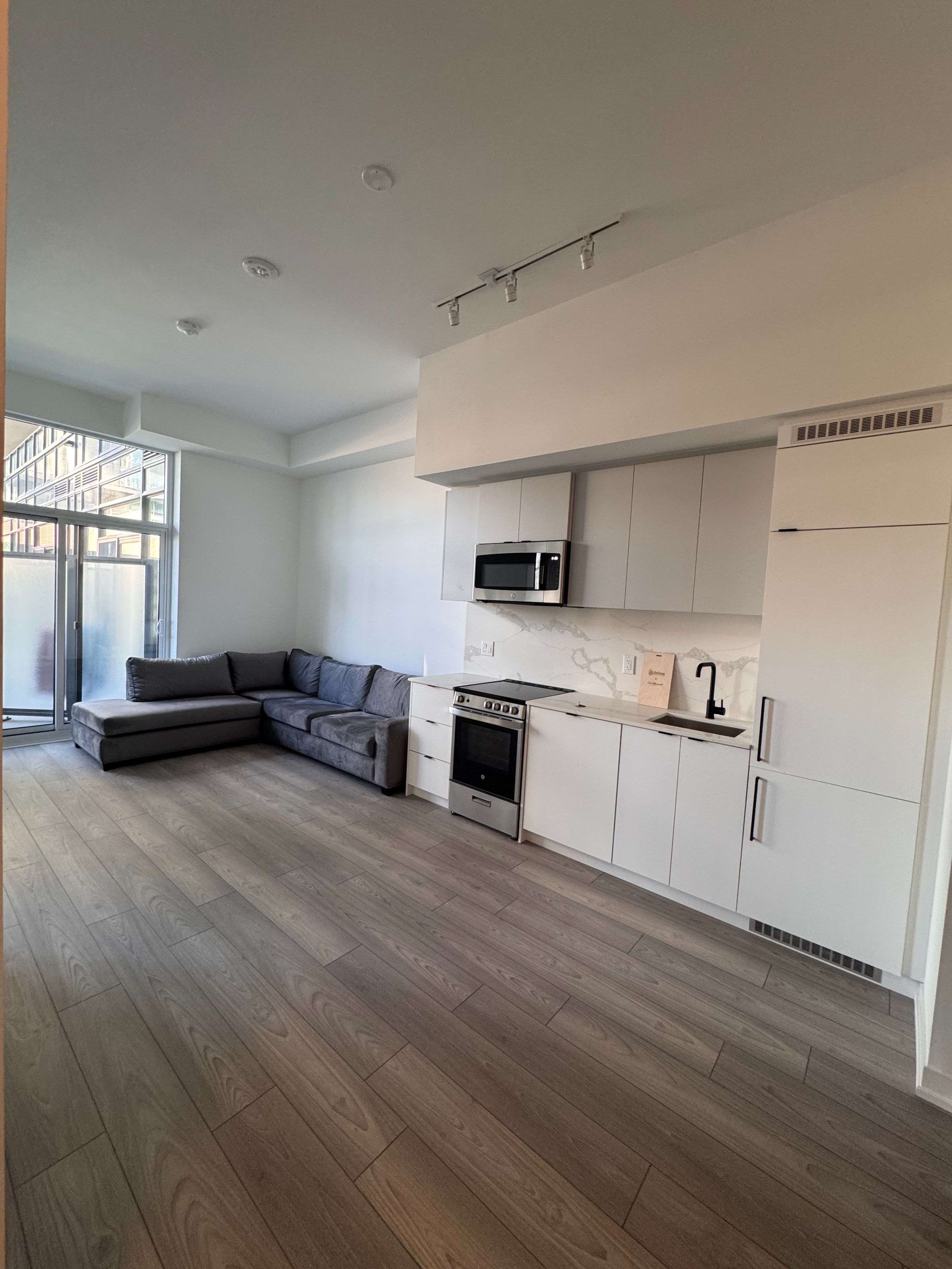 285 Dufferin ST #529, Toronto W01, ON M6K 0J2