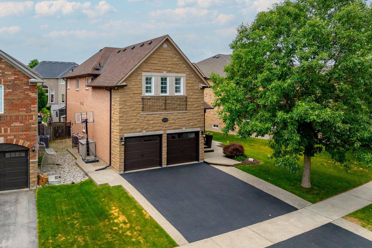 Oakville, ON L6M 4R9,2179 Glencairn RD
