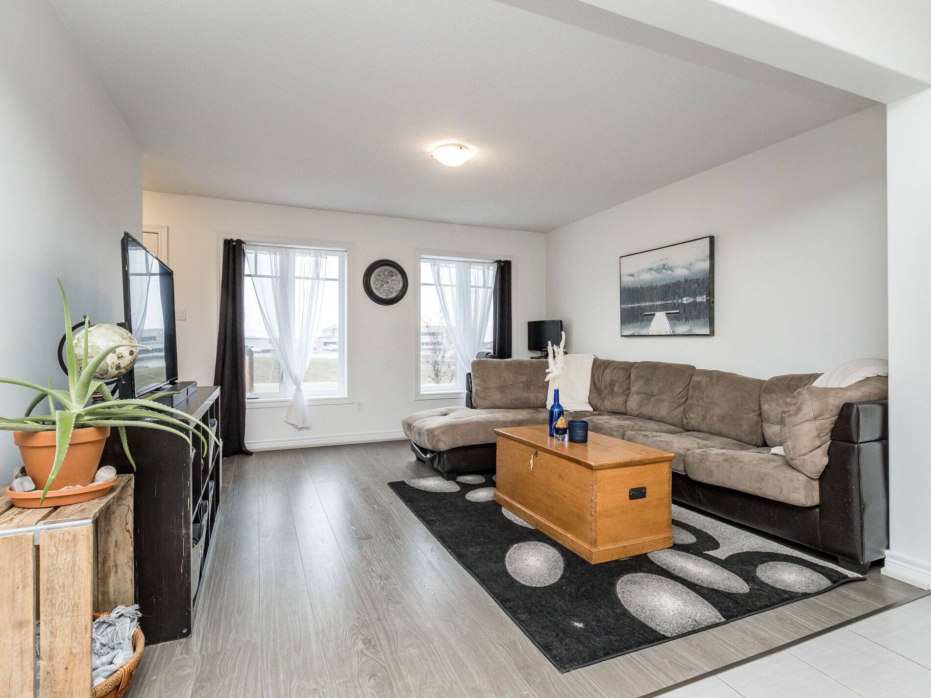 Orangeville, ON L9W 6Z7,96 Winterton CT