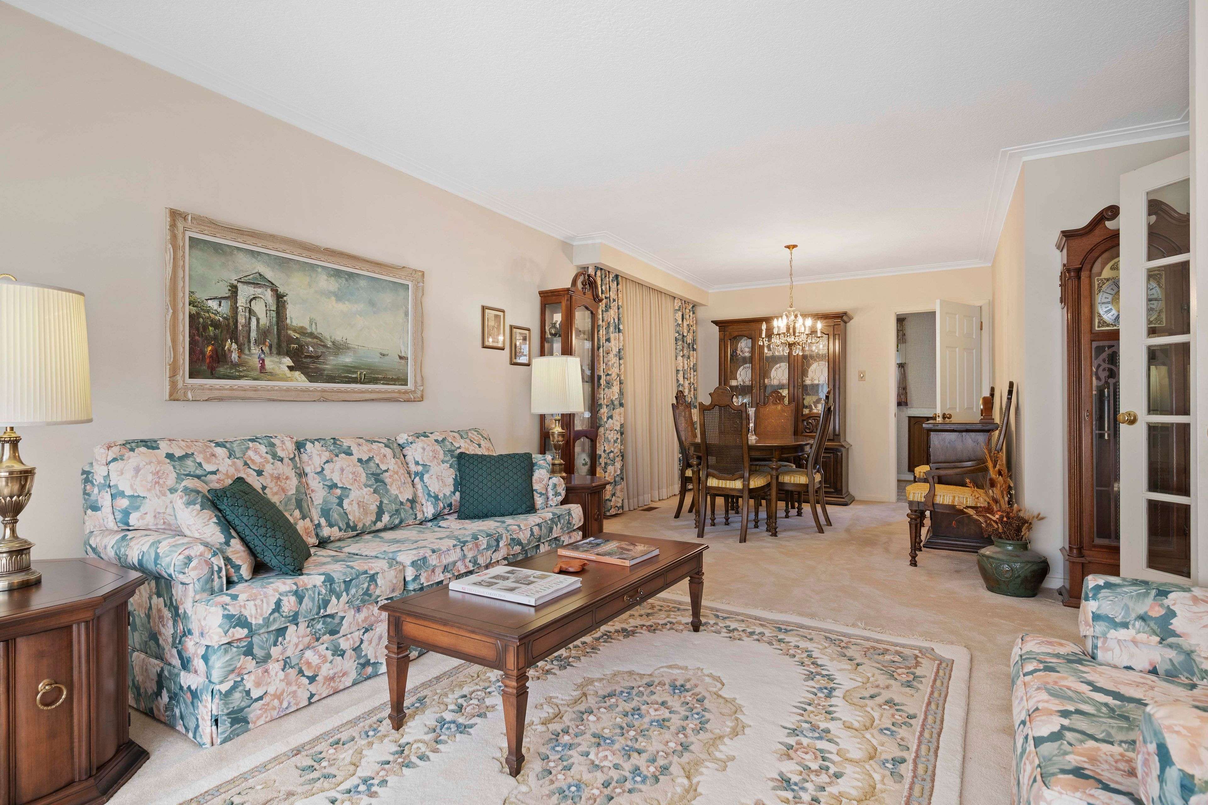 Mississauga, ON L4X 1C9,1447 Venta AVE
