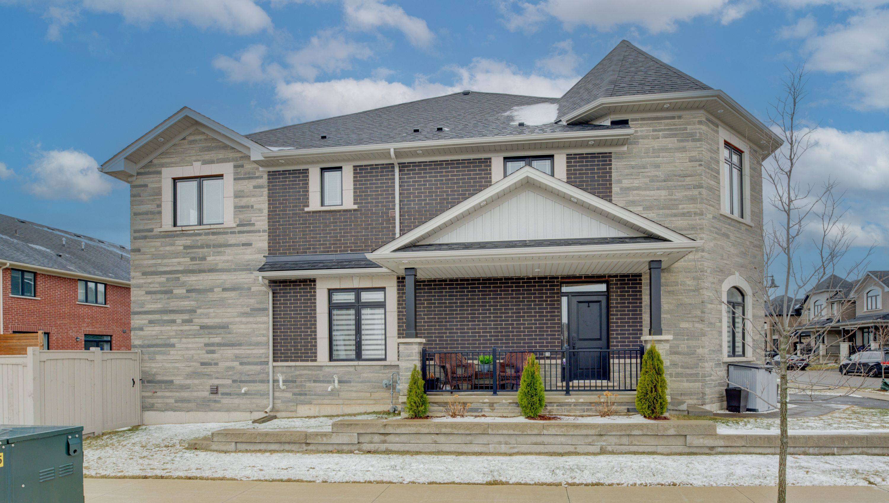 Hamilton, ON L8B 1Y2,50 Kenesky DR