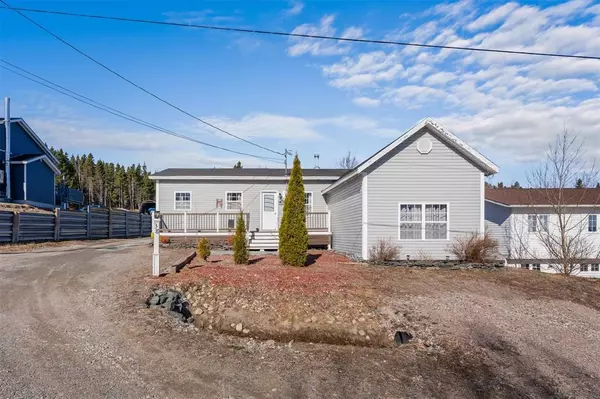 38 Bayview Heights, Hare Bay, NL A0G 2P0