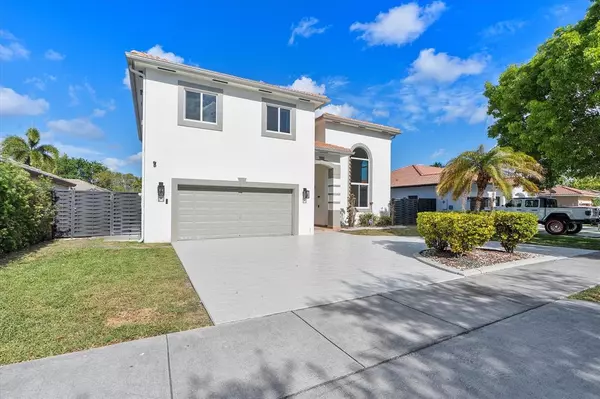 Hialeah, FL 33018,16671 NW 89th Pl