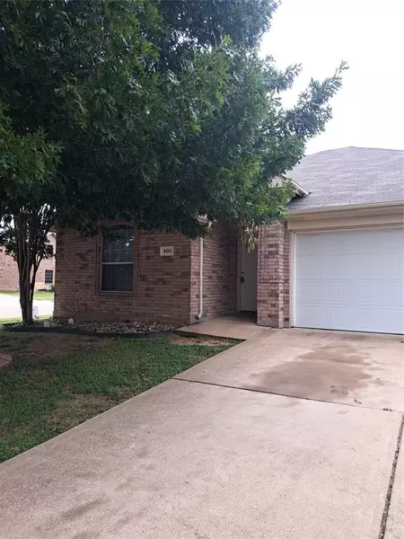 400 Angler Drive, Crowley, TX 76036