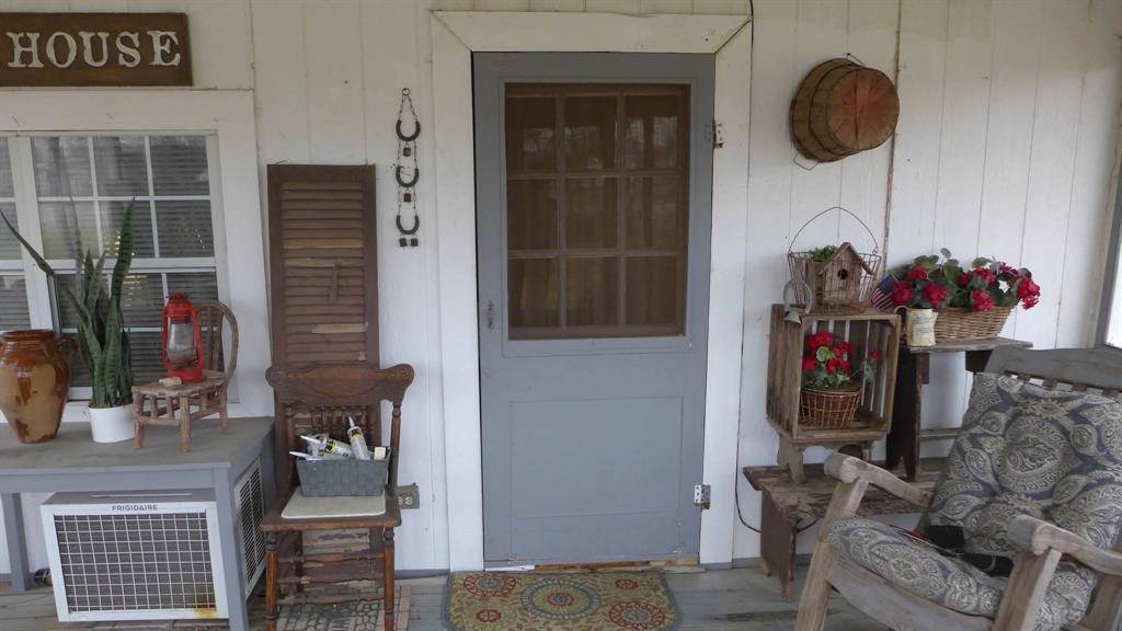 Santa Anna, TX 76878,200 S 8TH