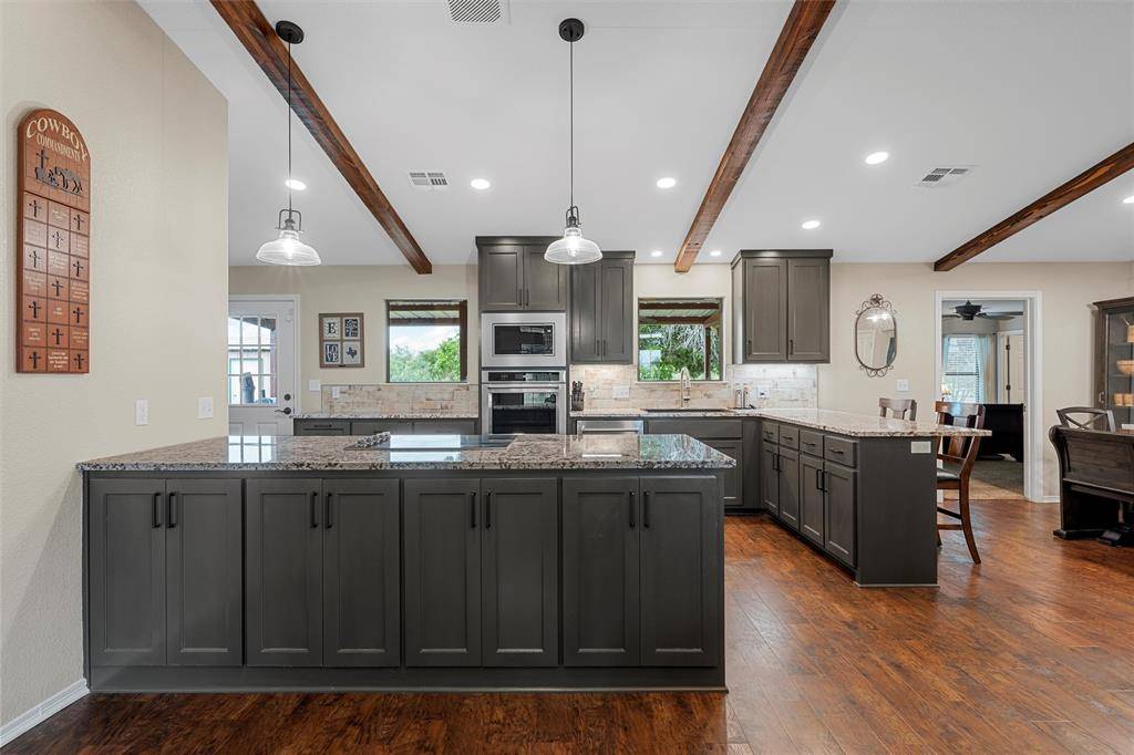 Gholson, TX 76705,182 Tom Mccartney Lane