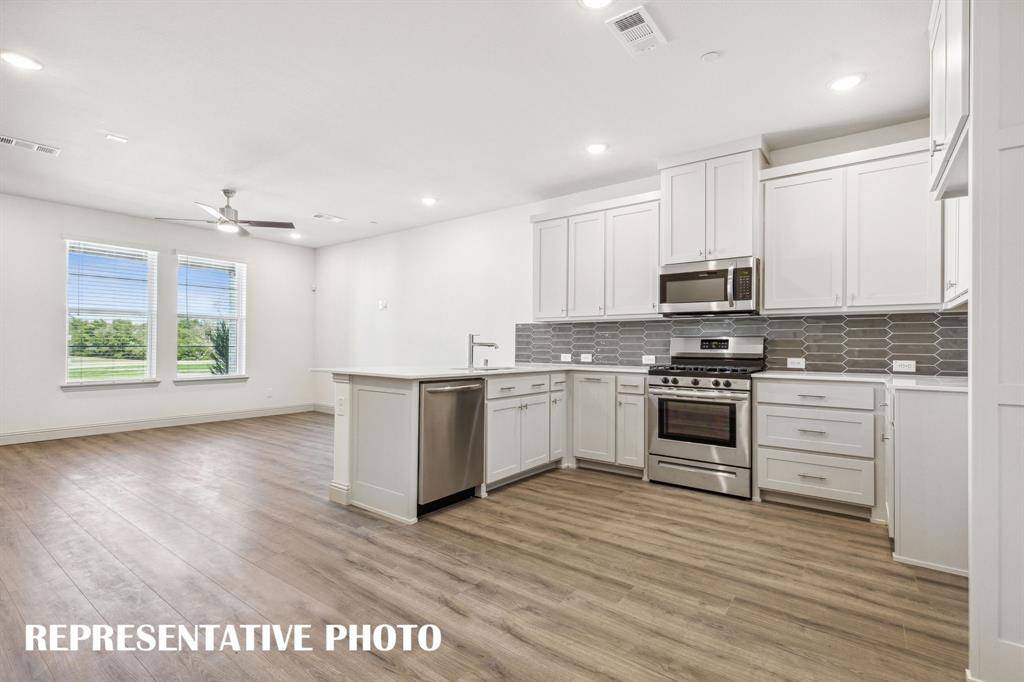Argyle, TX 76226,641 4th Street