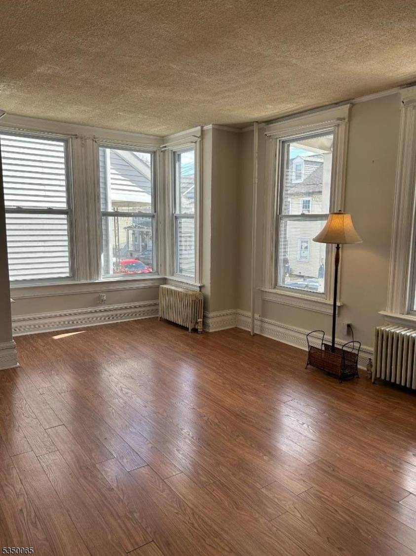 Phillipsburg Town, NJ 08865,159 Chambers St