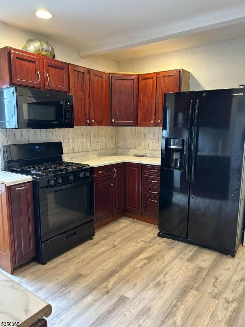 Phillipsburg Town, NJ 08865,159 Chambers St