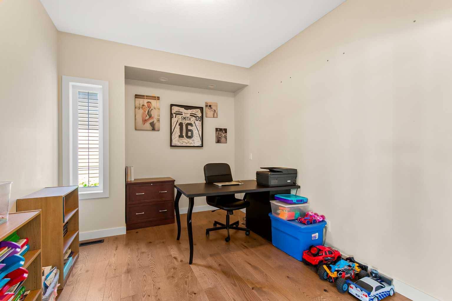 Olds, AB T4H0C4,6 Viceroy CRES