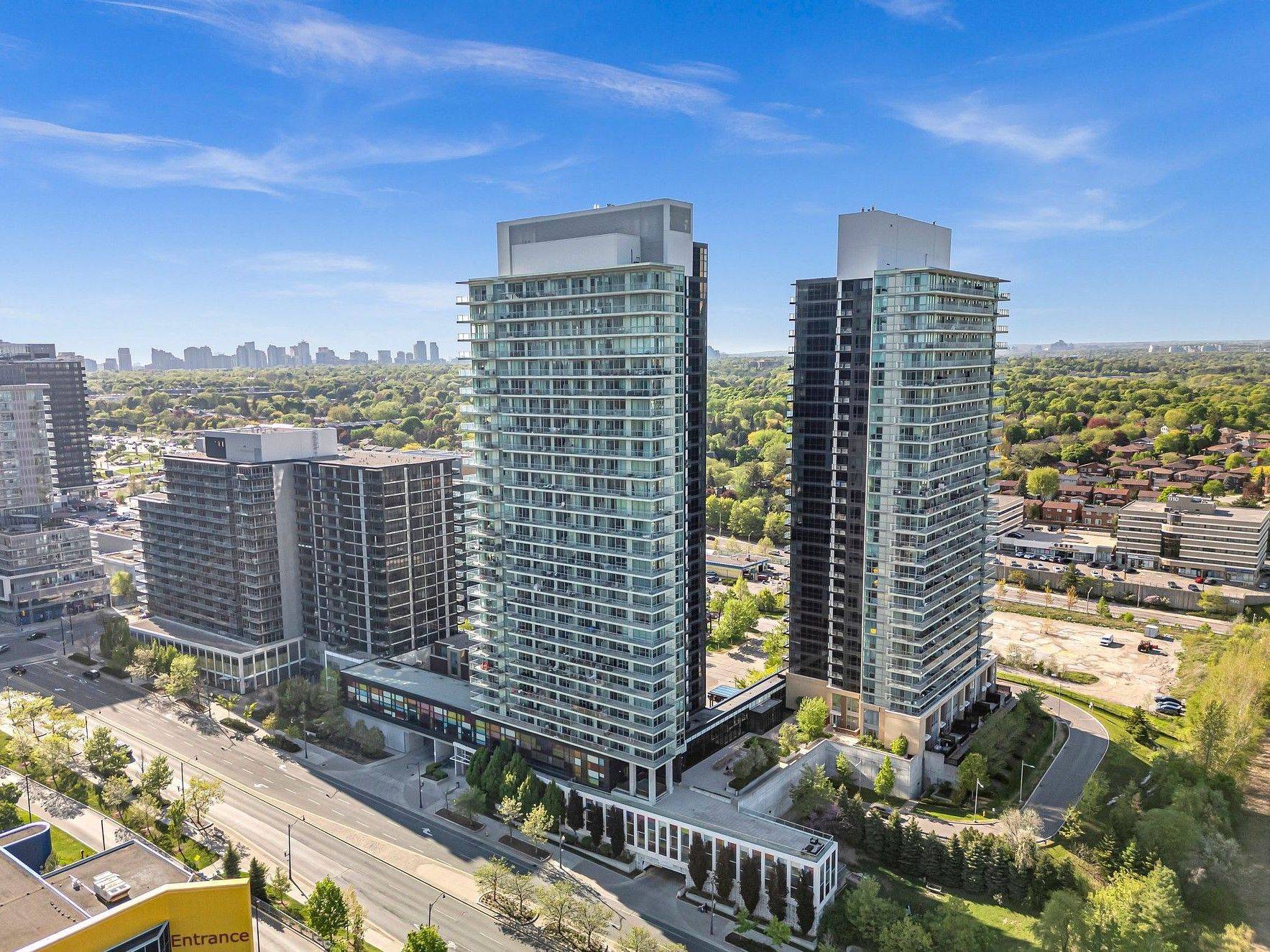 29 Singer CT #812, Toronto C15, ON M2K 0B3