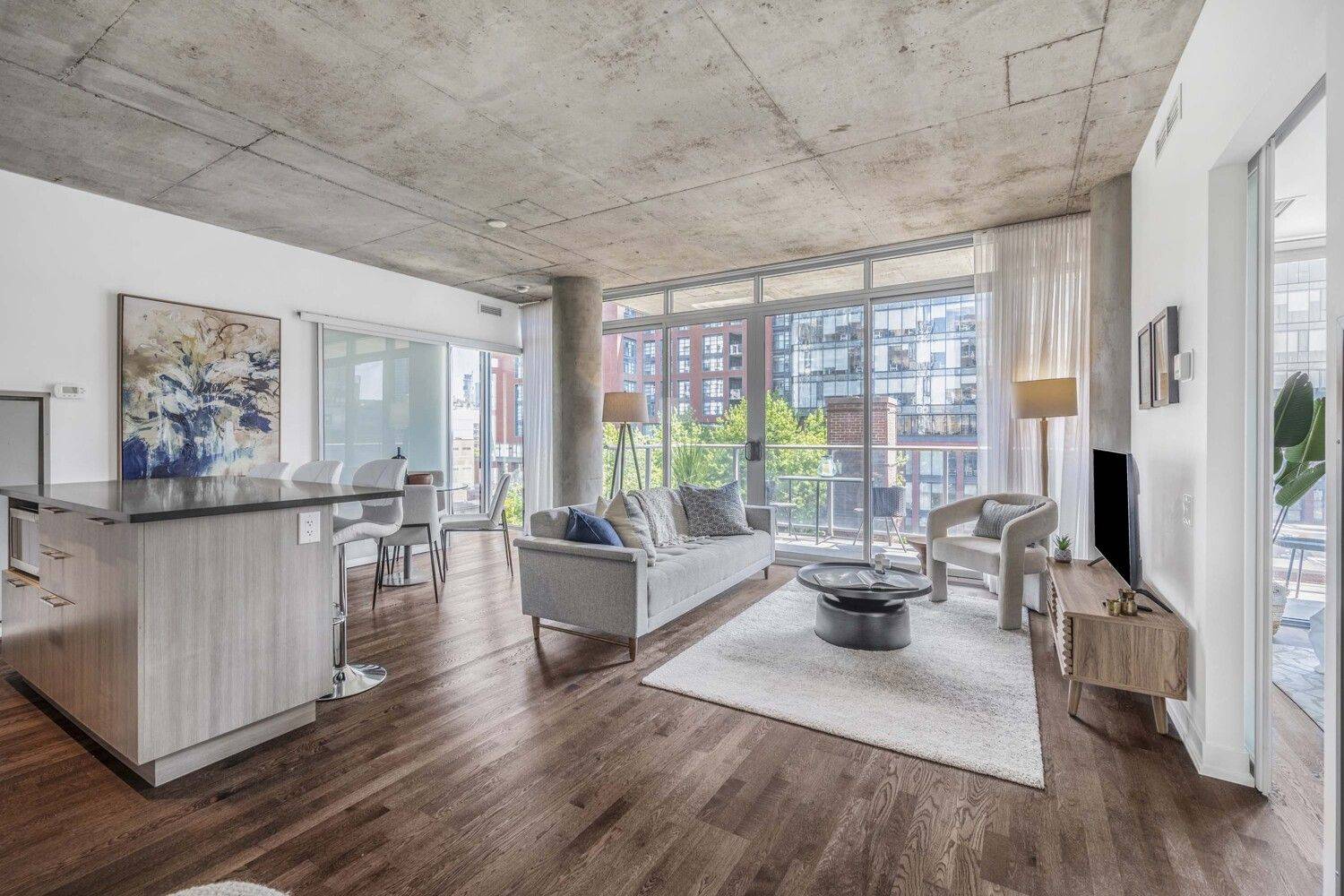650 King ST W #706, Toronto C01, ON M5V 0H6