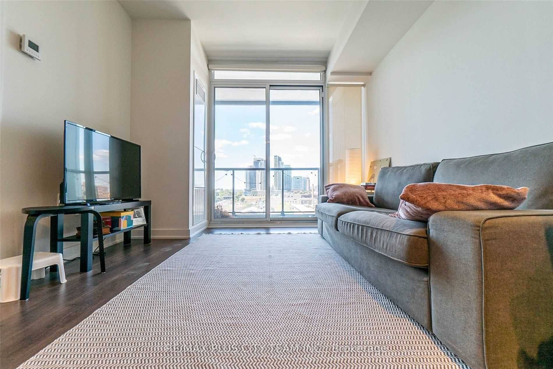 Toronto C01, ON M5V 0R1,27 Bathurst ST #610W