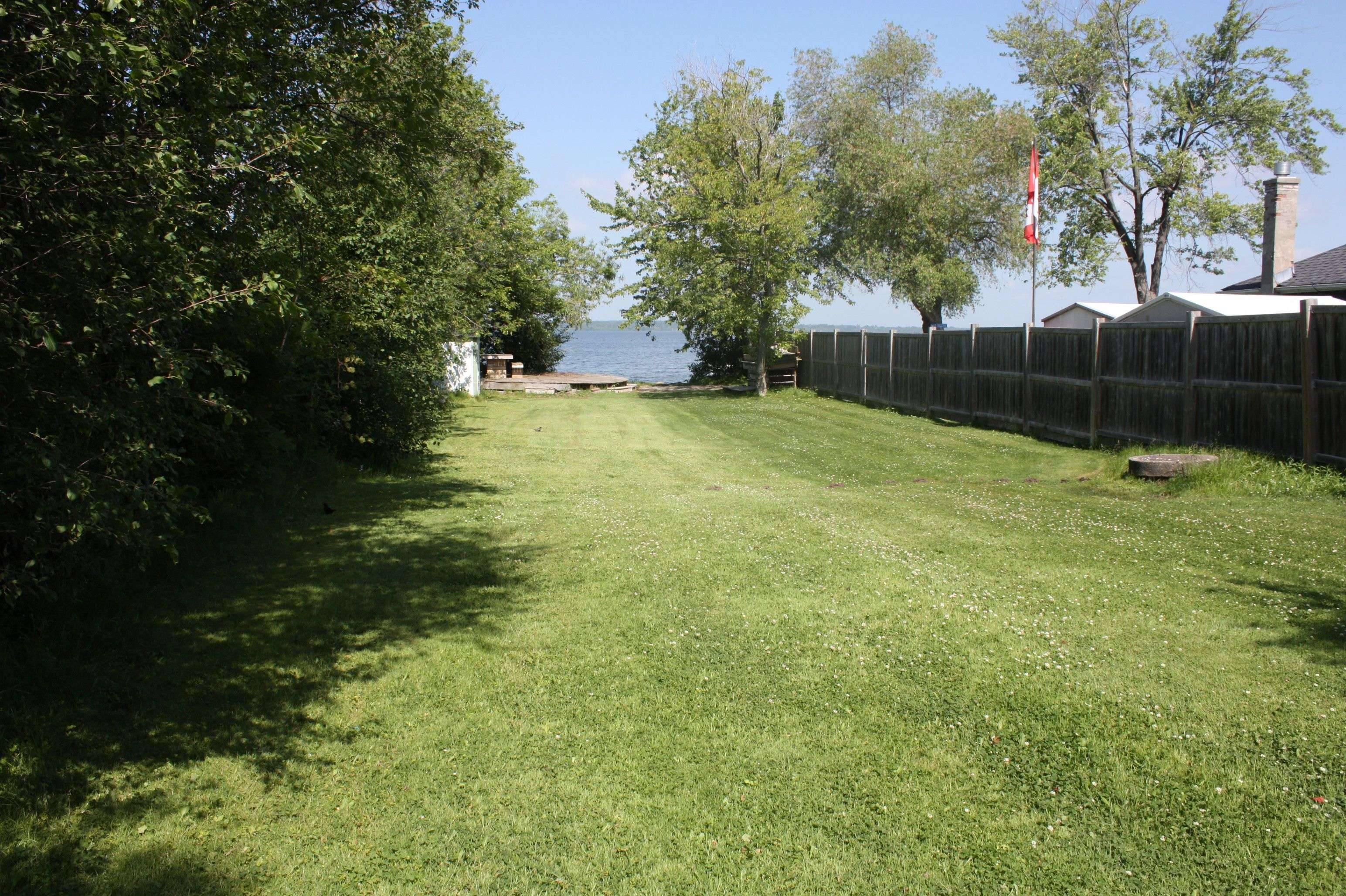 Scugog, ON L0B 1E0,54 Williams Point RD