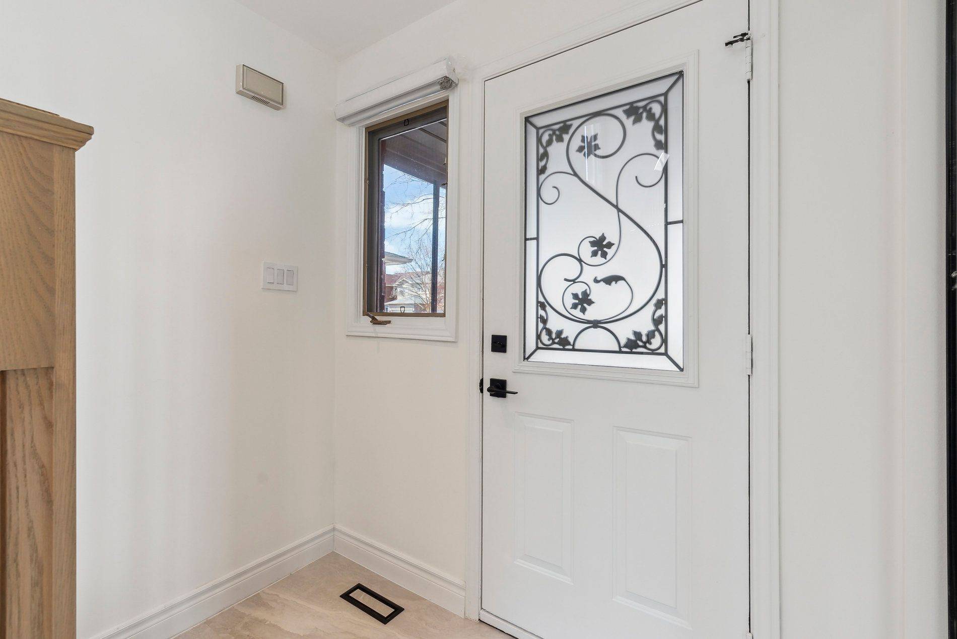 Richmond Hill, ON L4S 1C3,45 Bayel CRES
