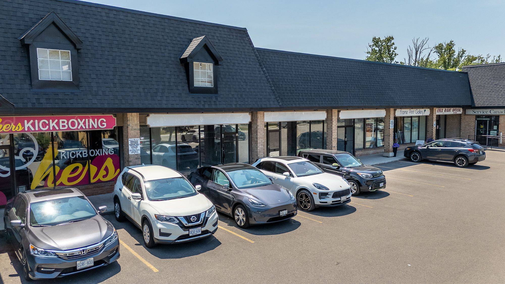 Markham, ON L3P 1A3,5051 Highway 7 RD #10