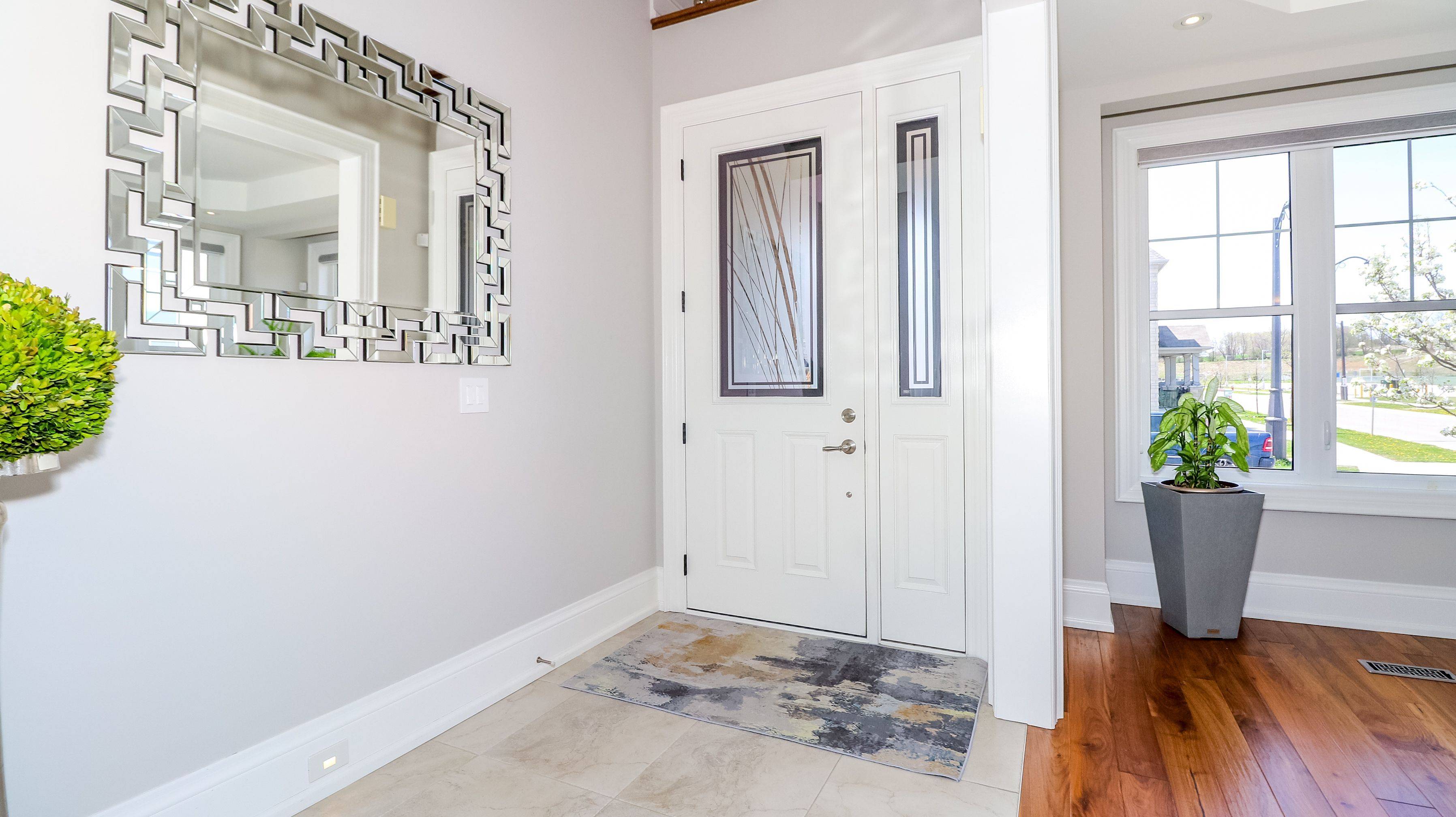 Bradford West Gwillimbury, ON L3Z 0V6,59 Leith DR N