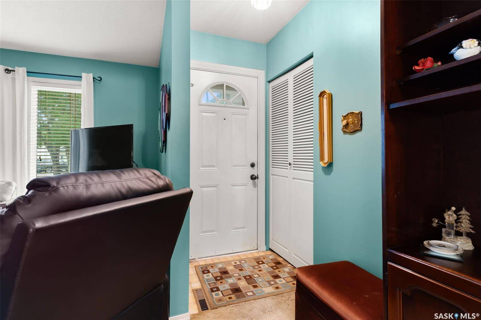 Regina, SK S4R 3C6,14 HAMMOND ROAD