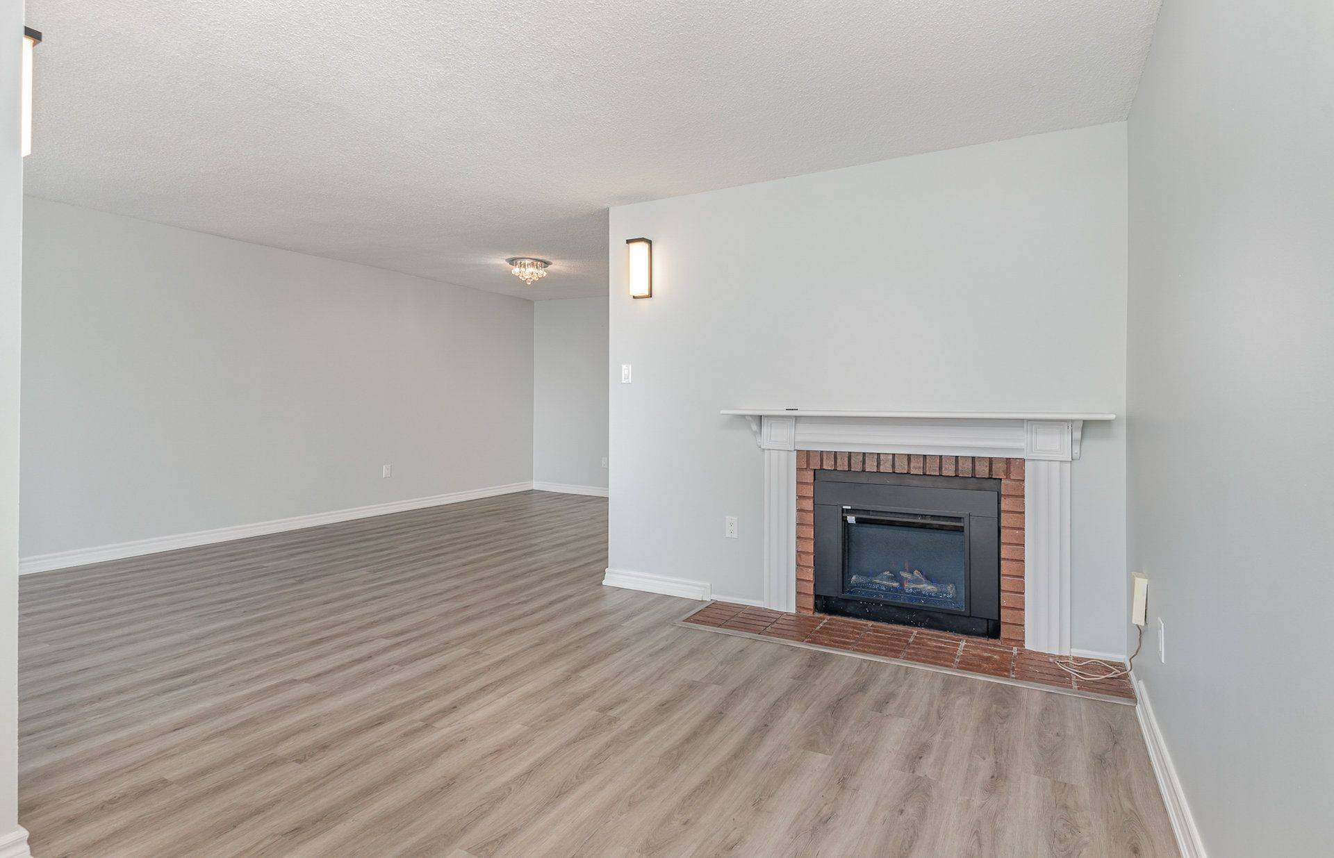 Mississauga, ON L5A 3S6,3100 Kirwin AVE #2905