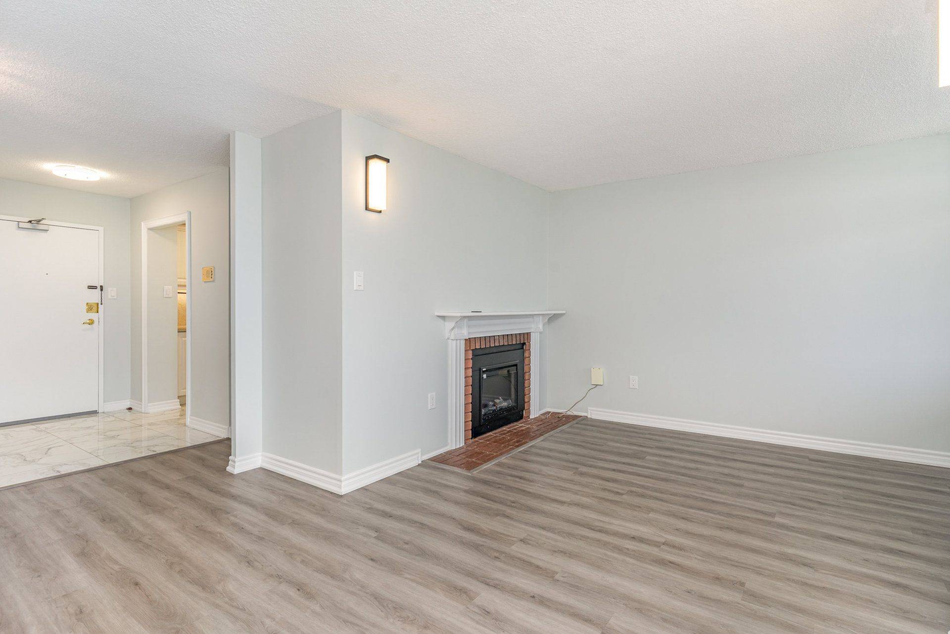 Mississauga, ON L5A 3S6,3100 Kirwin AVE #2905