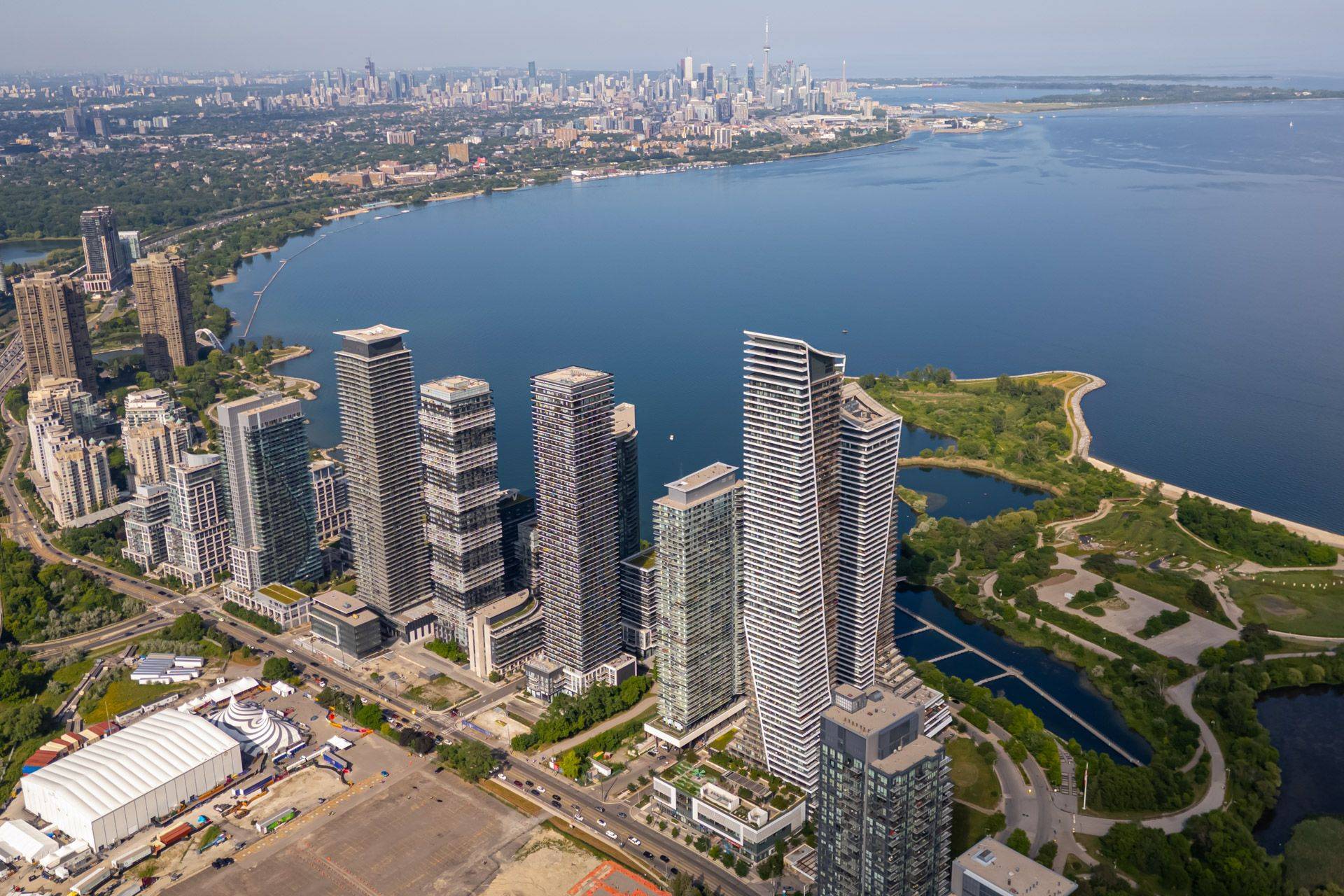 Toronto W06, ON M8V 0C8,56 Annie Craig DR #2304