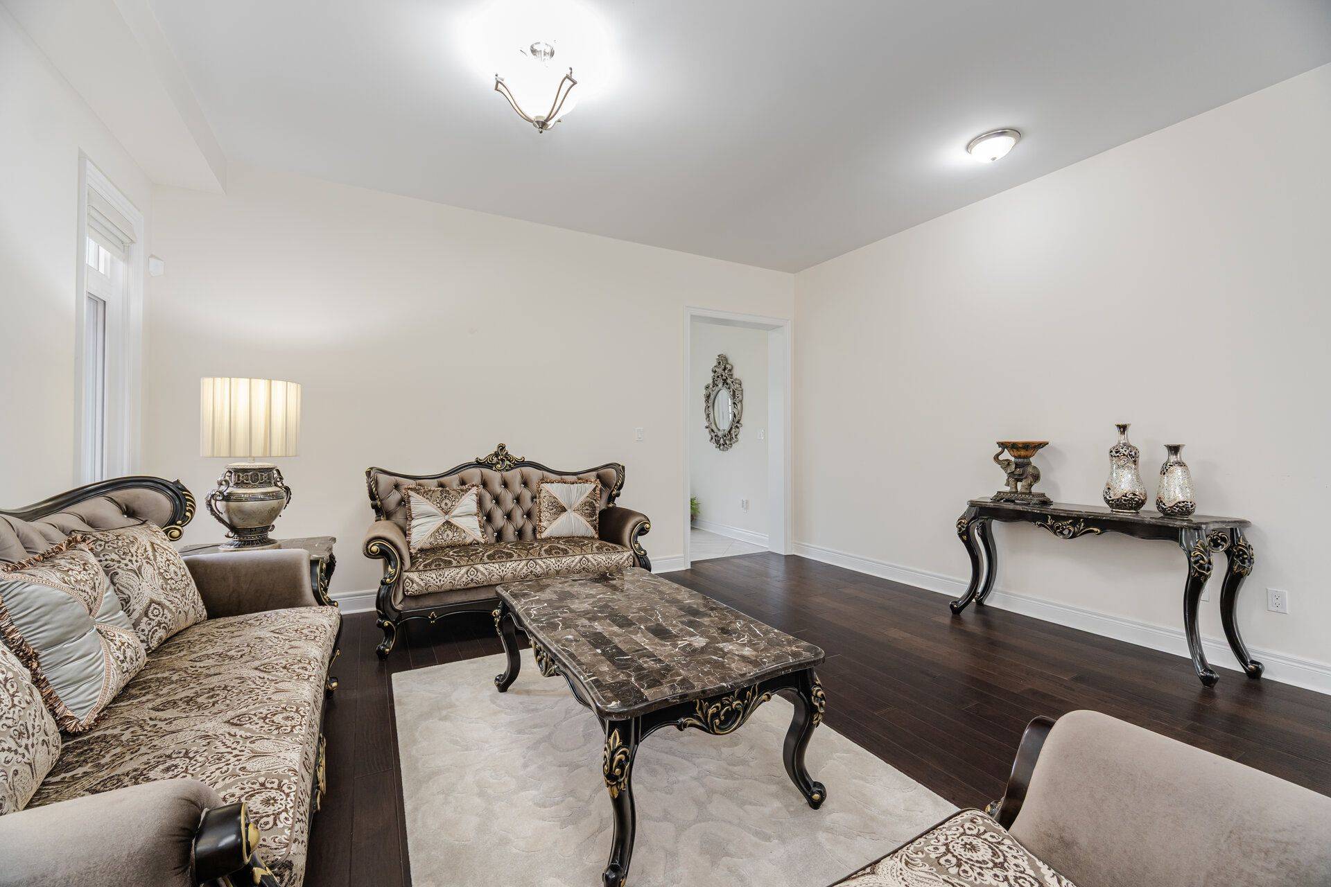 Brampton, ON L6Y 6B2,106 Rising Hill RDG