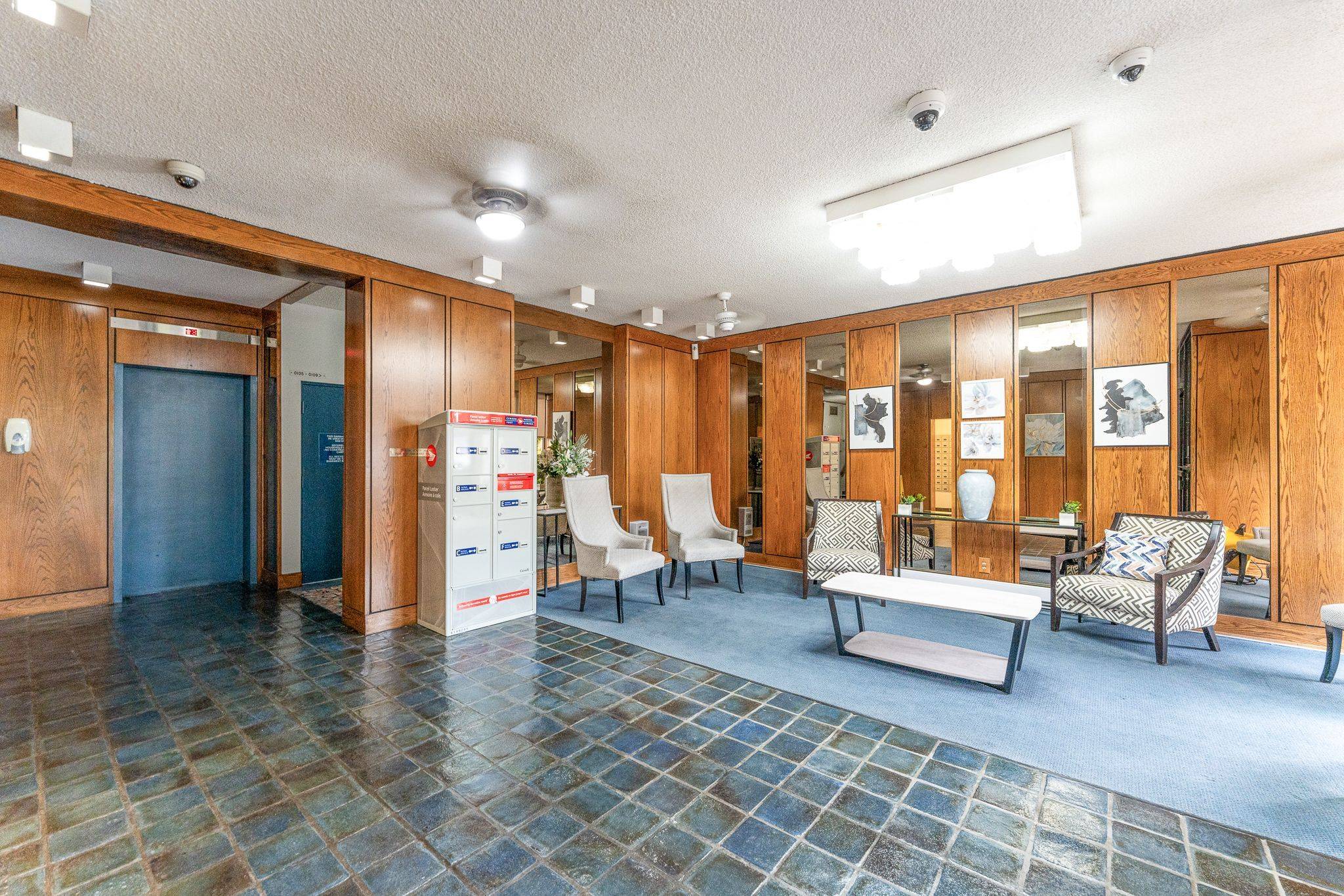 Hunt Club - South Keys And Area, ON K1V 9A7,1285 Cahill DR #803