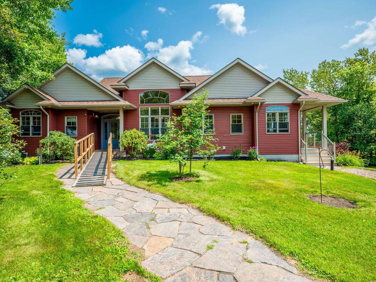 Chisholm, ON P0H 1Z0,114 Islandview LN