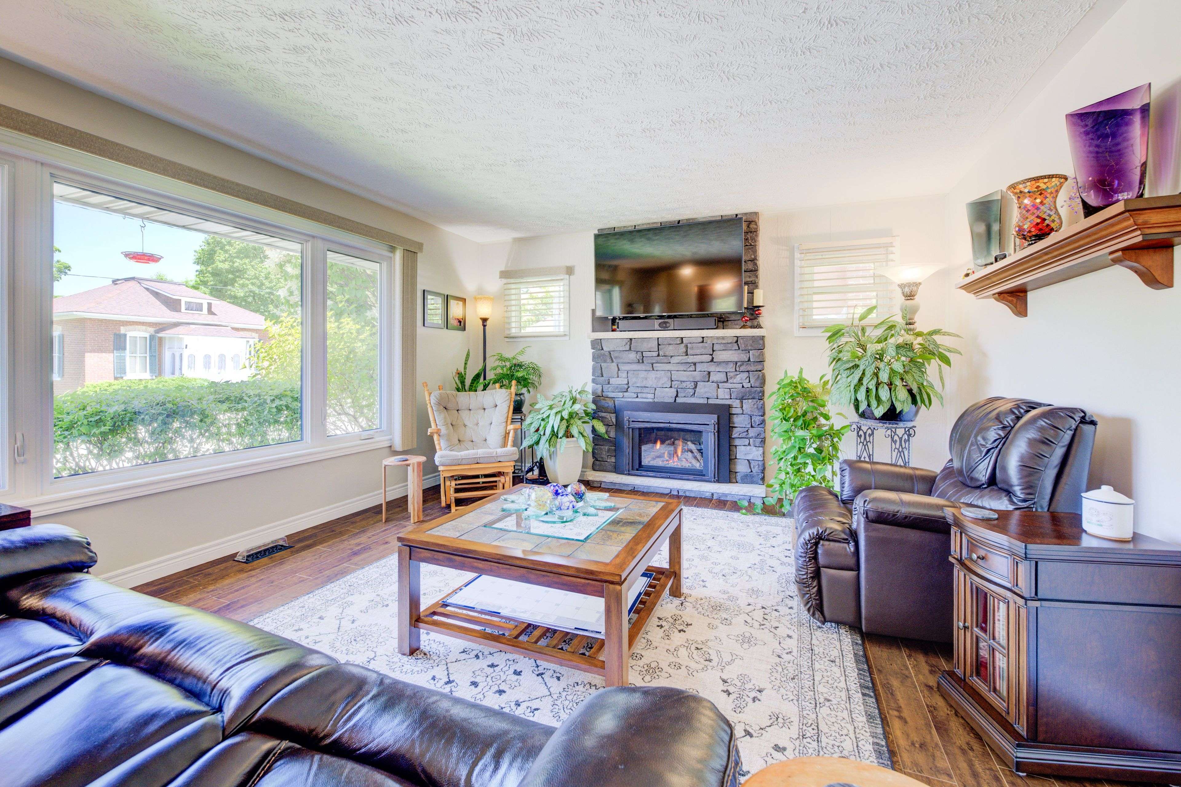 Arran-elderslie, ON N0G 1L0,49 3rd ST S