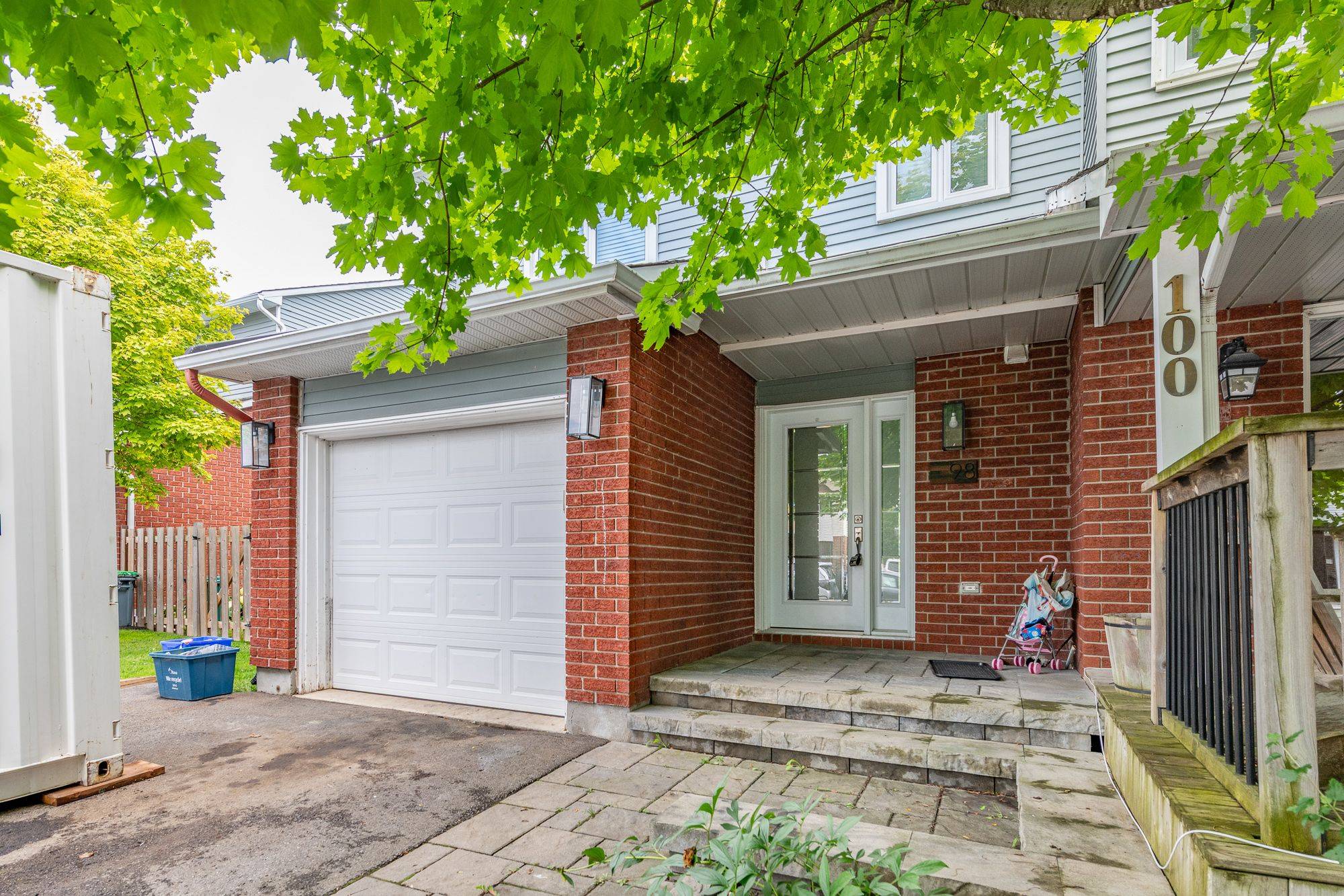 98 PICKWICK DR, Barrhaven, ON K2J 3E2