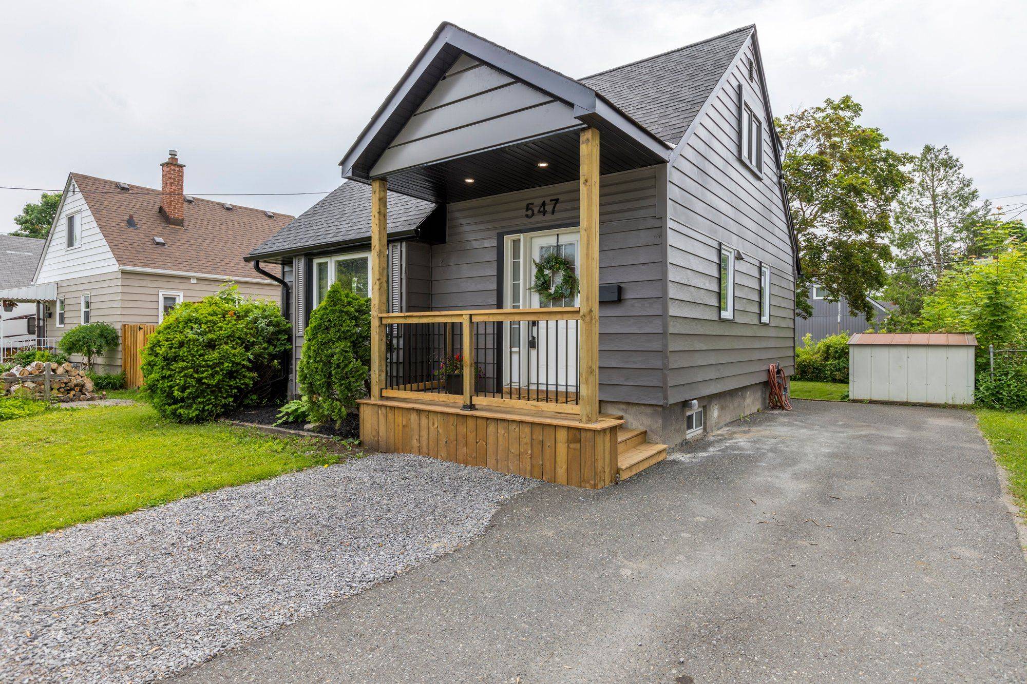 Peterborough South, ON K9J 4E6,547 Rose AVE