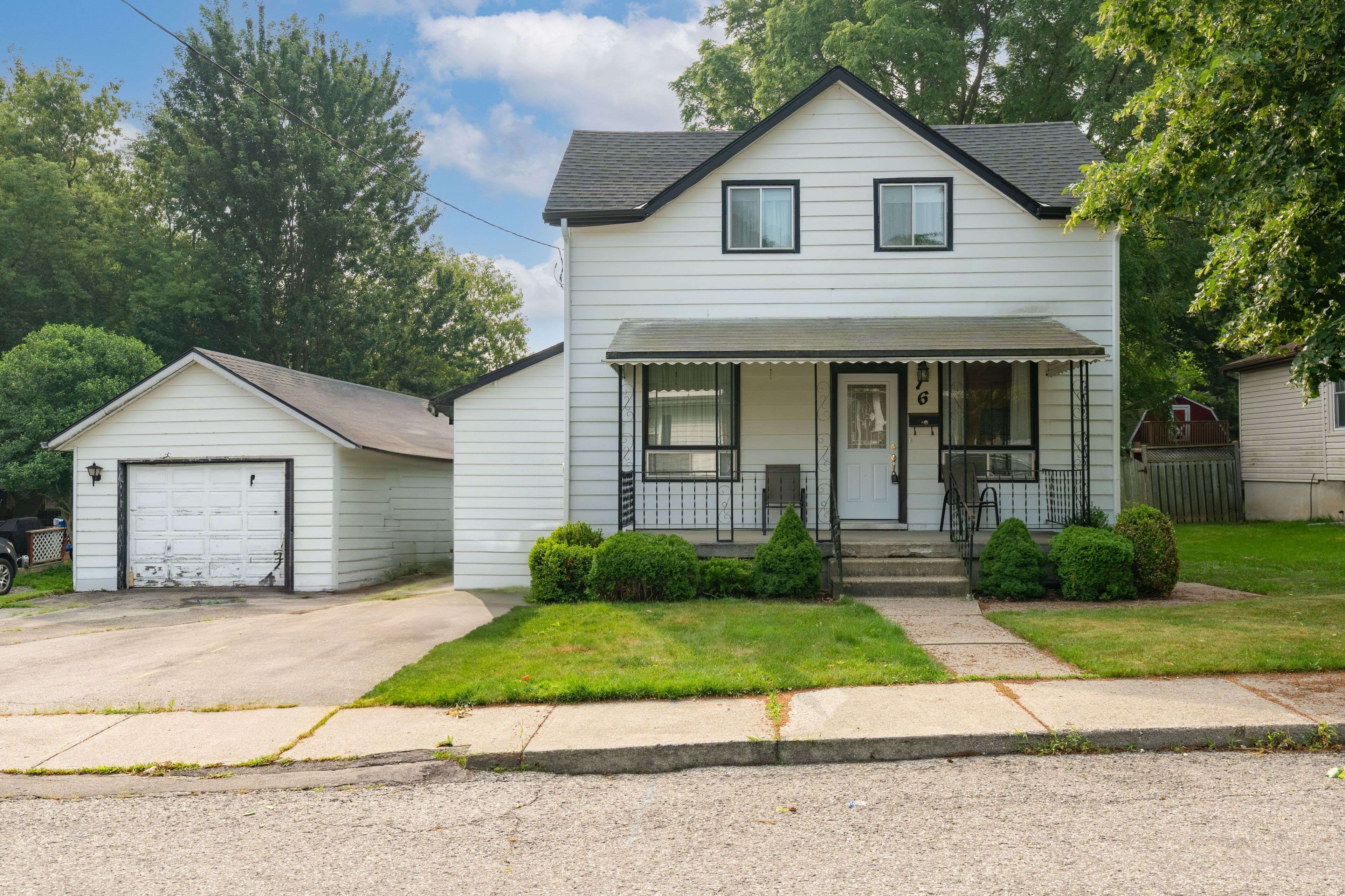 16 Arthur ST, Woodstock, ON N4S 7H1
