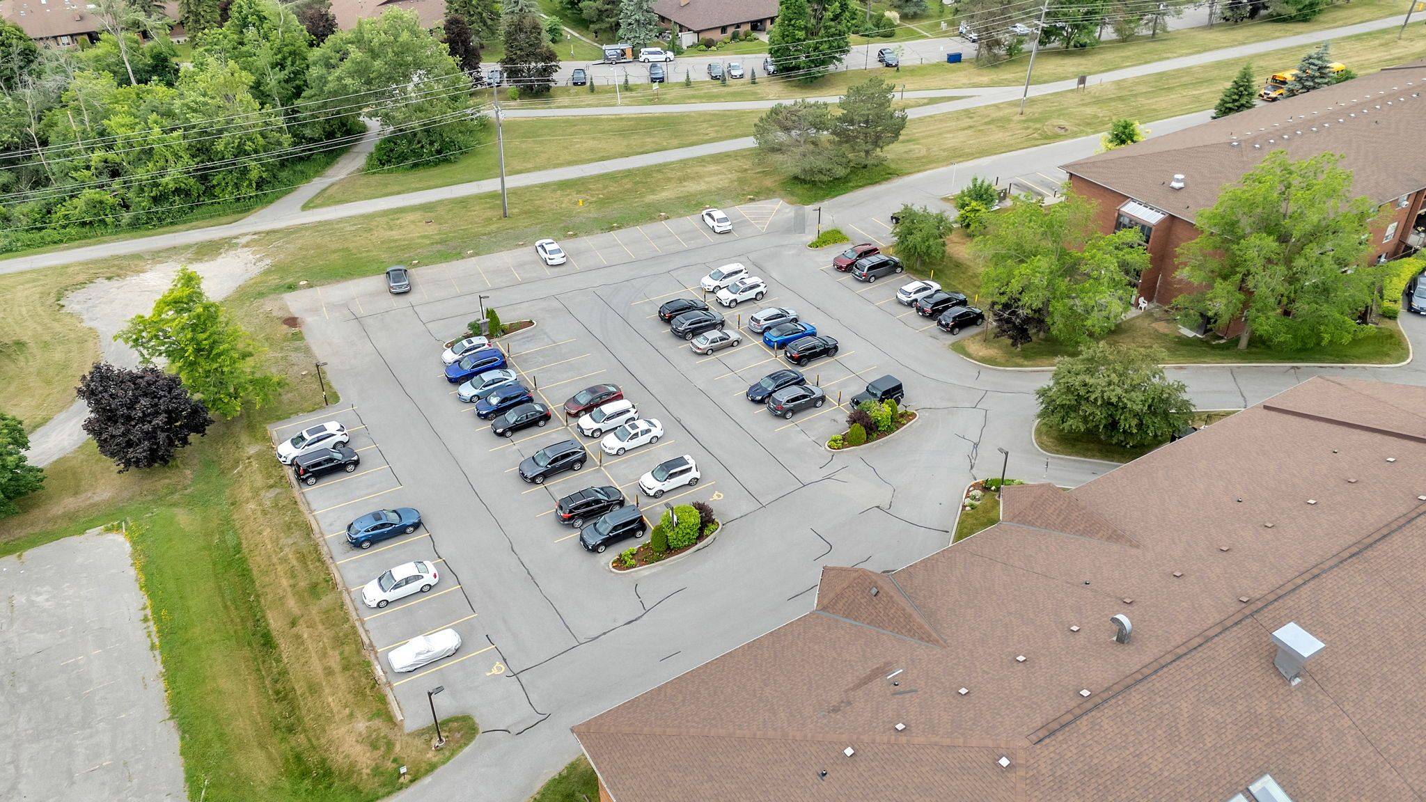 Peterborough East, ON K9H 7K5,921 Armour RD #304