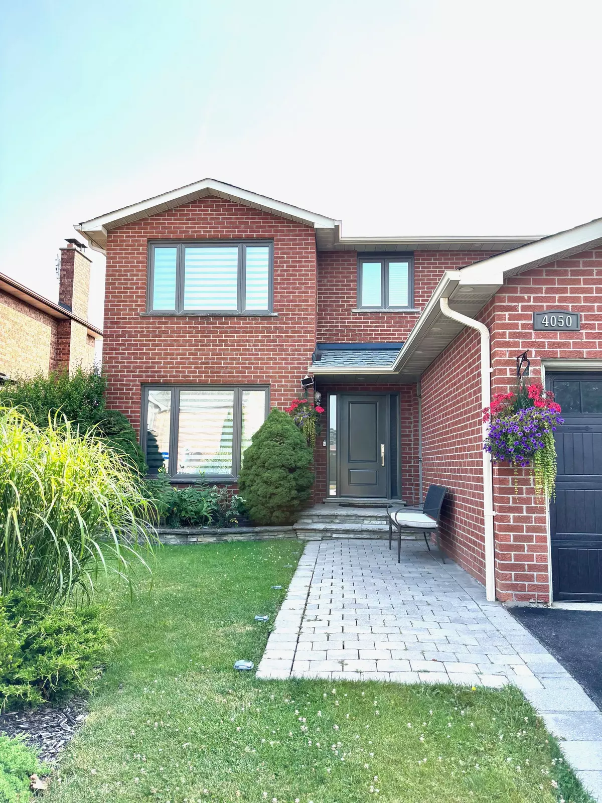 Mississauga, ON L4Z 1G1,4050 Molly AVE #Basement